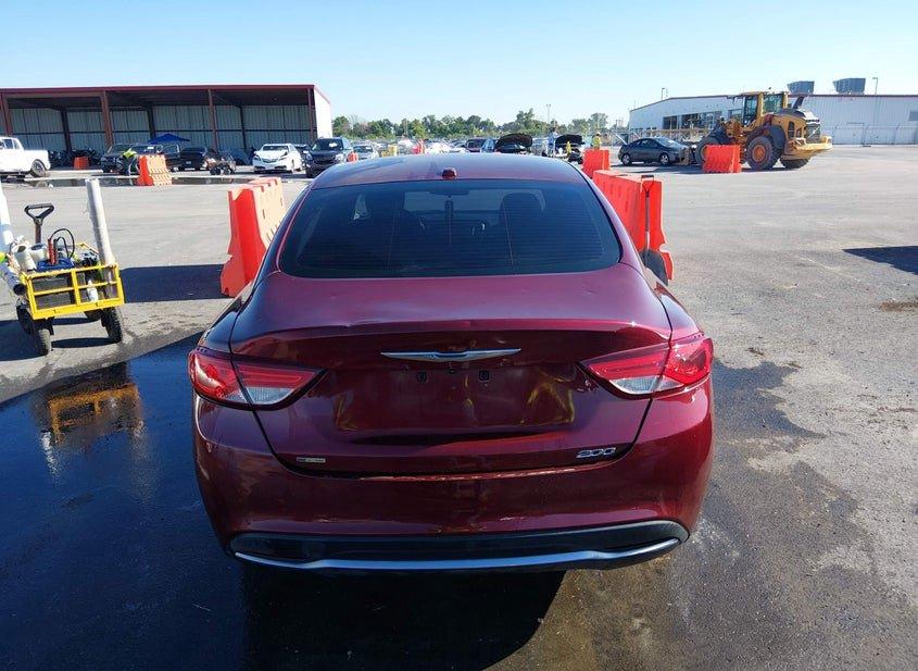 Chrysler 200
