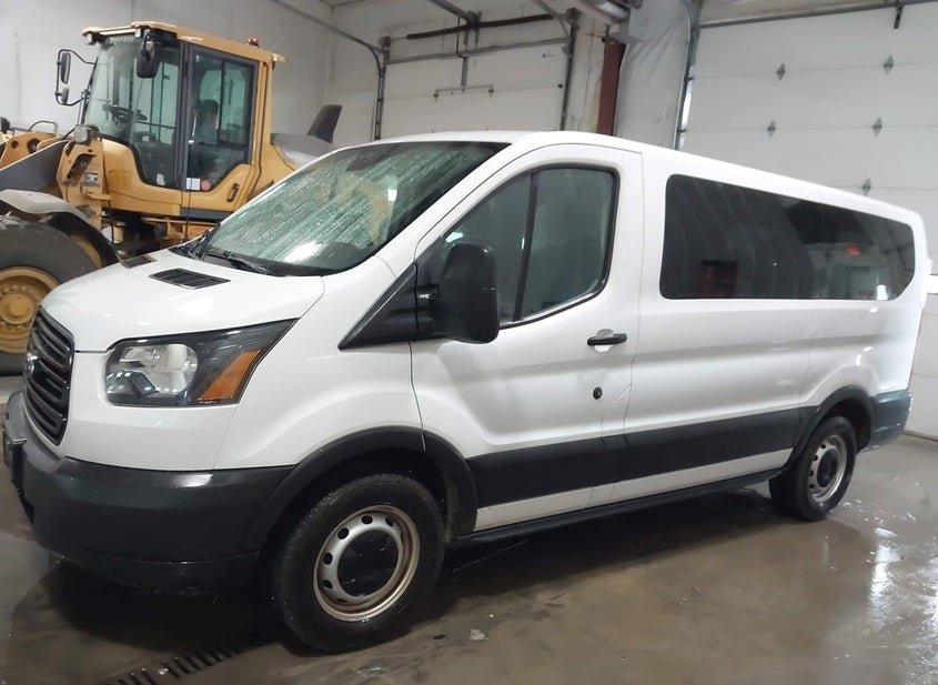 Ford Transit-150