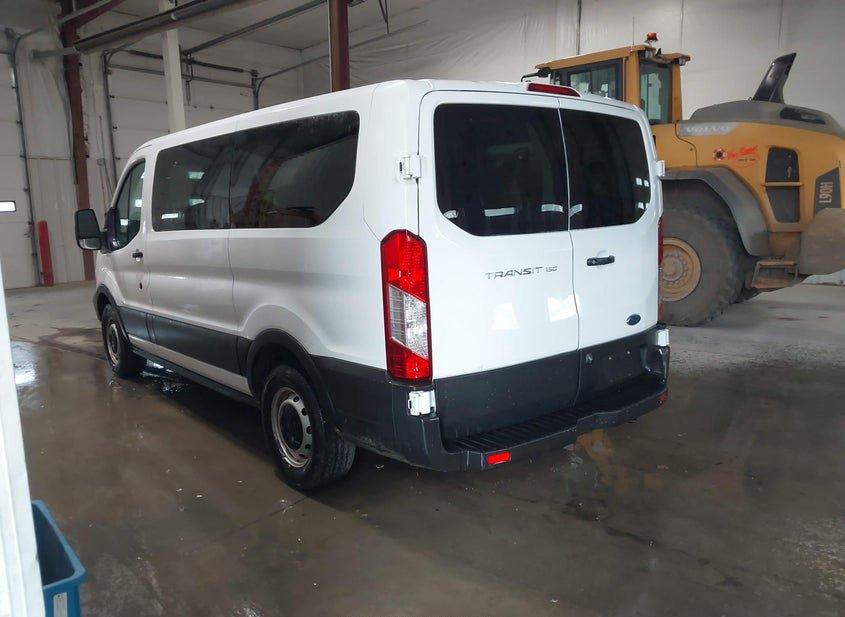 Ford Transit-150