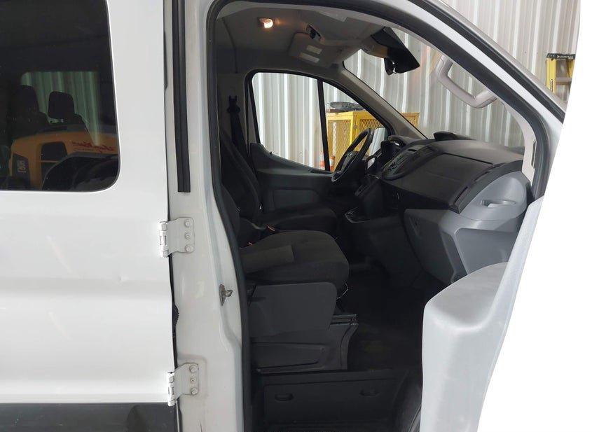Ford Transit-150