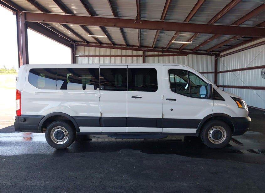 Ford Transit-350
