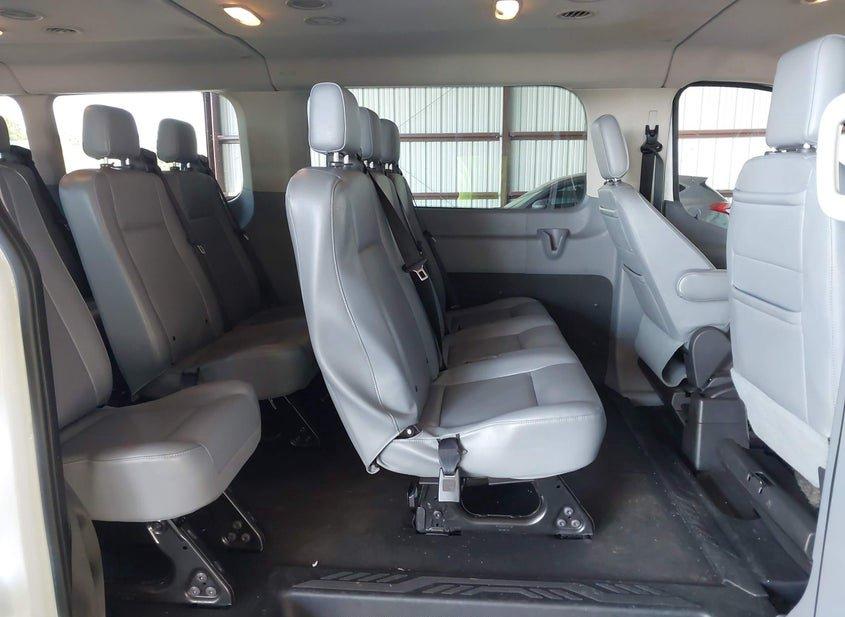 Ford Transit-350