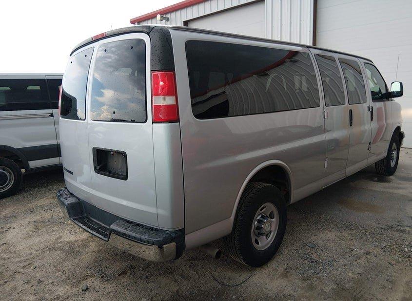 Chevrolet Express 3500