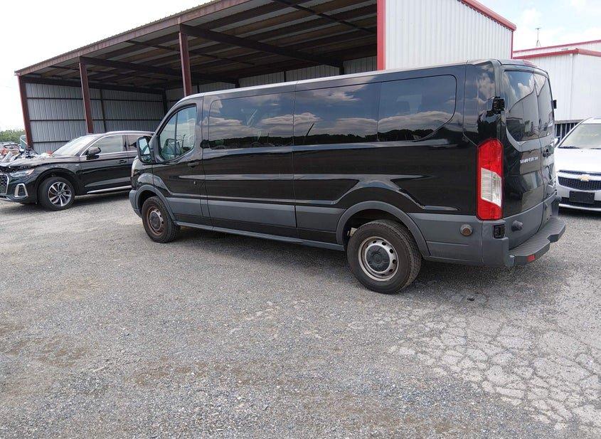 Ford Transit-350