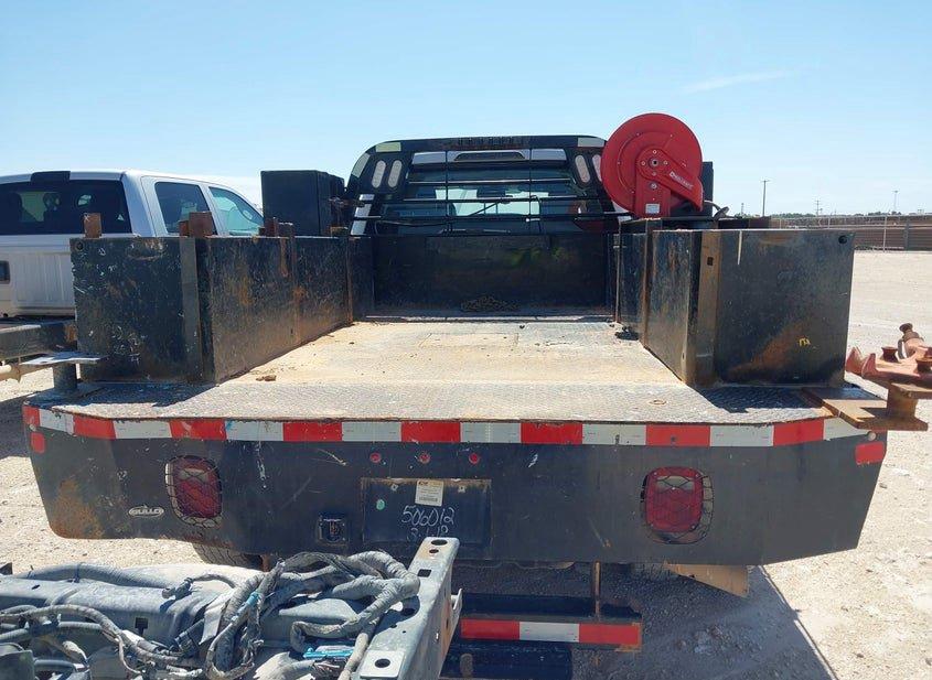 Ford F-350 Chassis