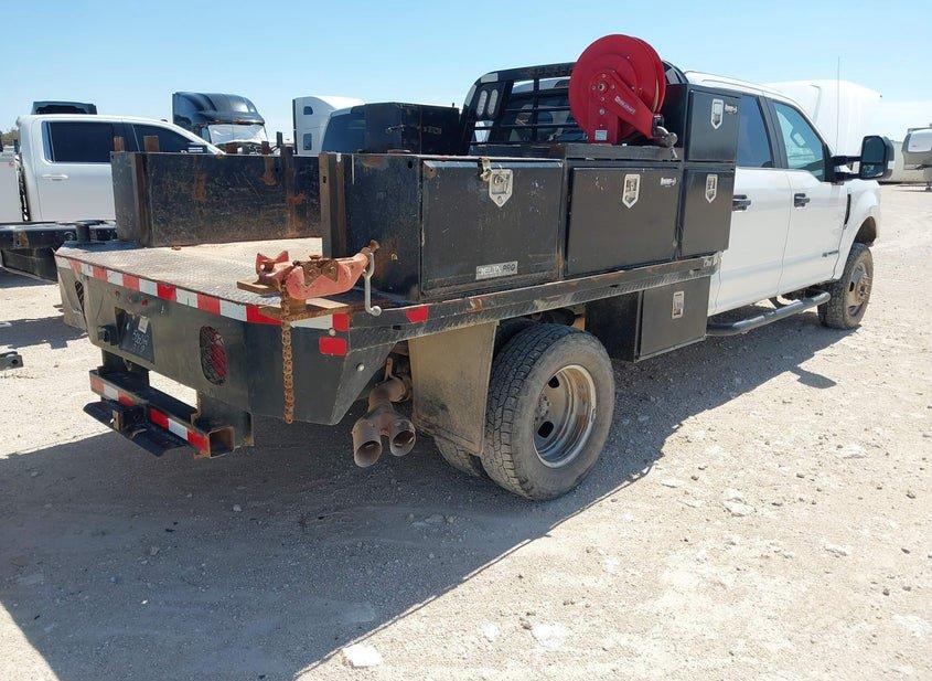 Ford F-350 Chassis