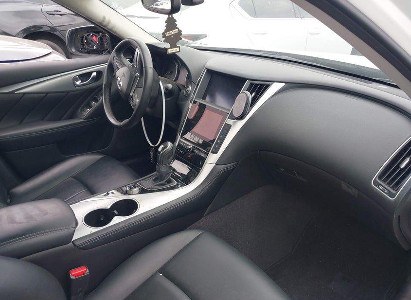 Infiniti Q50