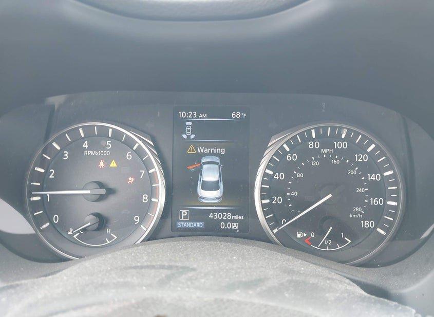 Infiniti Q50