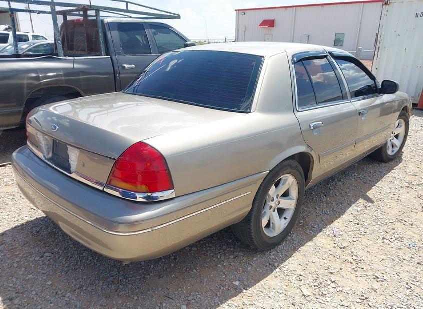 Ford Crown Victoria