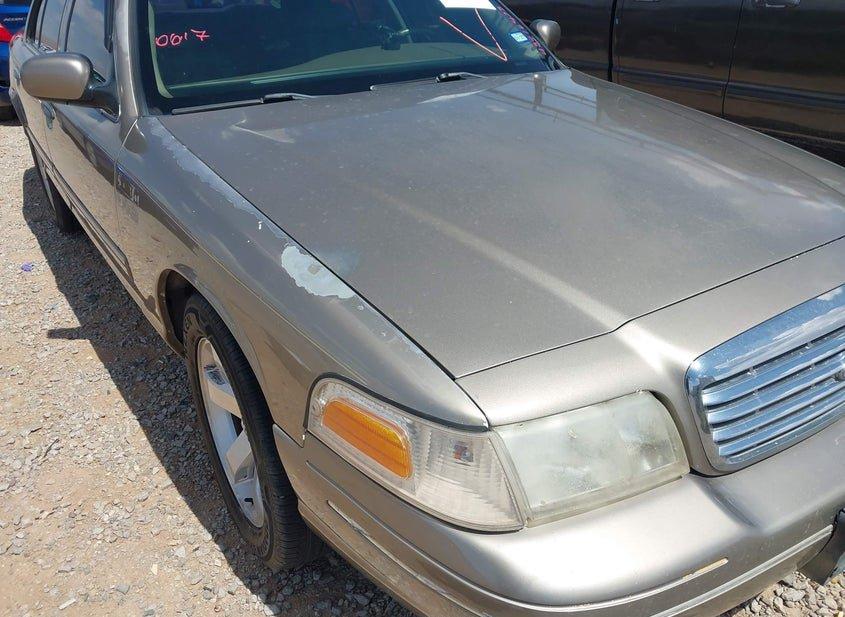 Ford Crown Victoria