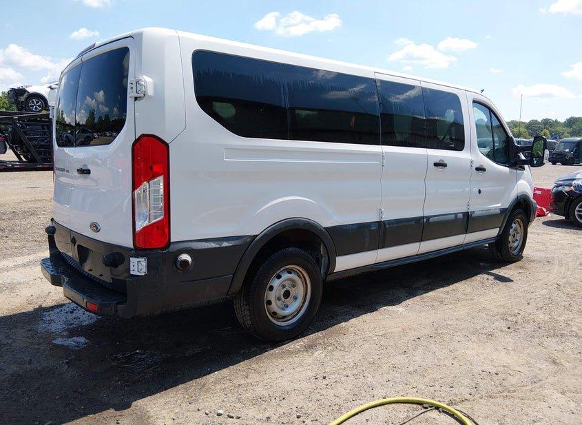 Ford Transit-350