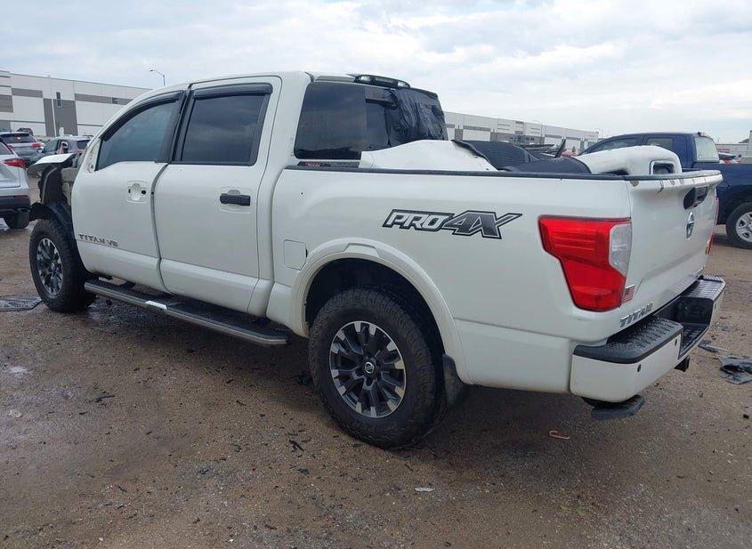 Nissan Titan
