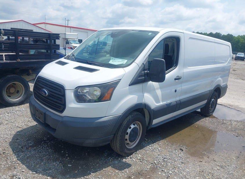 Ford Transit-150