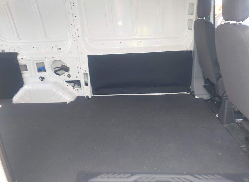 Ford Transit-150