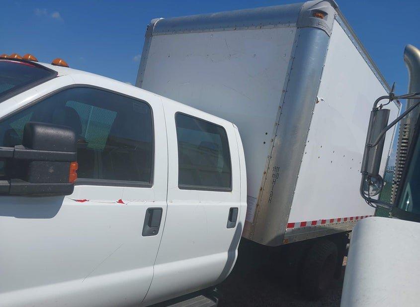 Ford F-450 Chassis