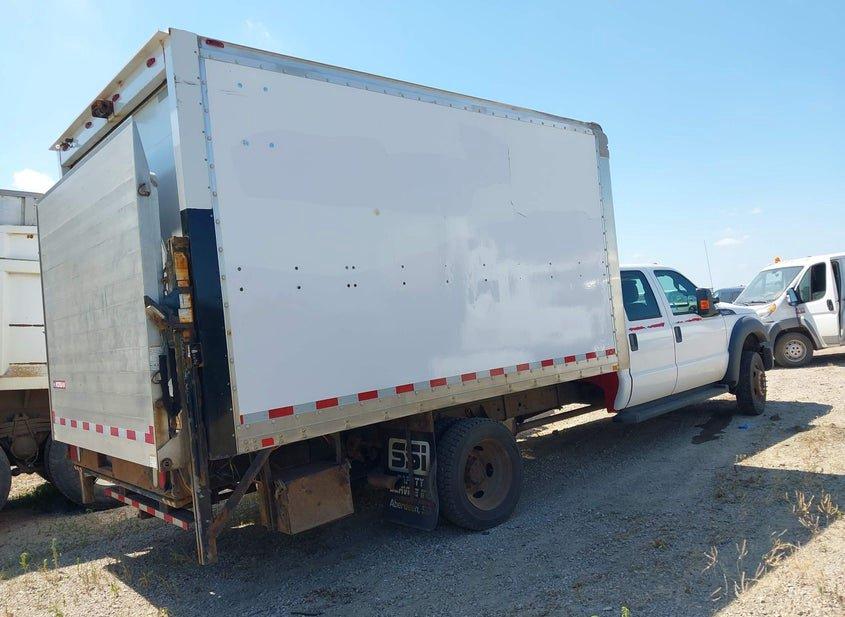 Ford F-450 Chassis