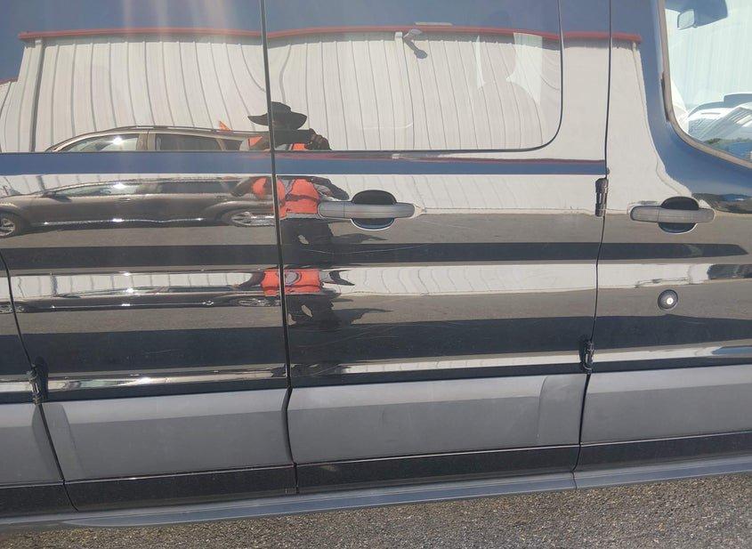 Ford Transit-350