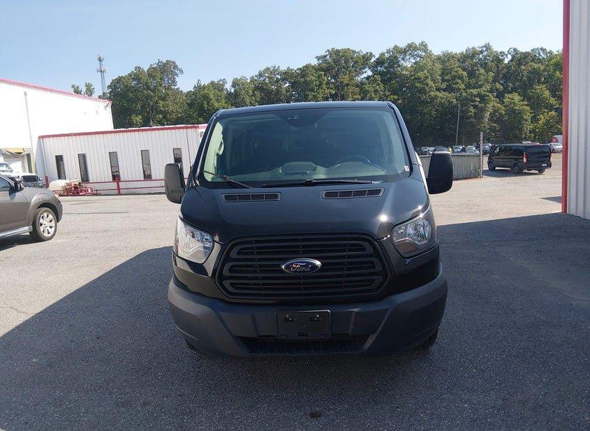 Ford Transit-350