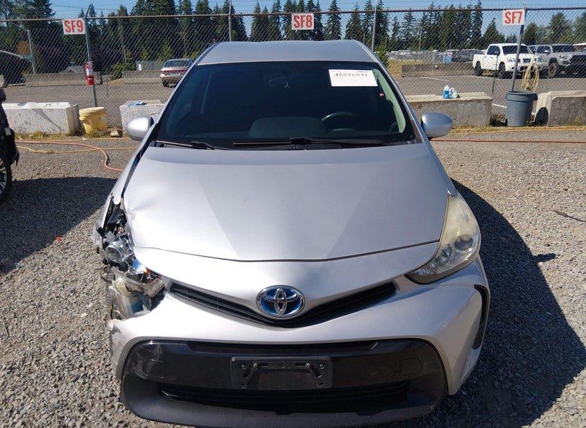 Toyota Prius V