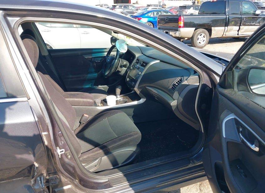 Nissan Altima