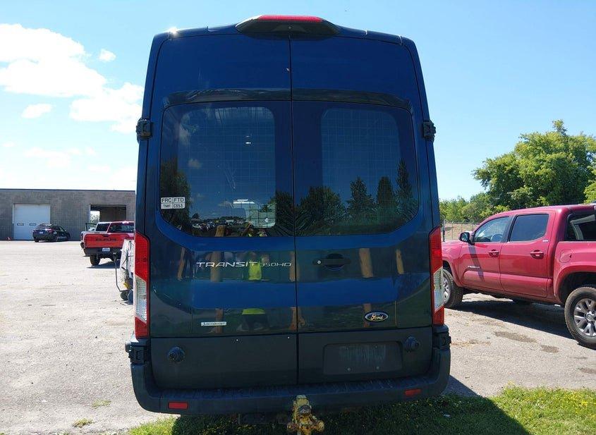 Ford Transit-350