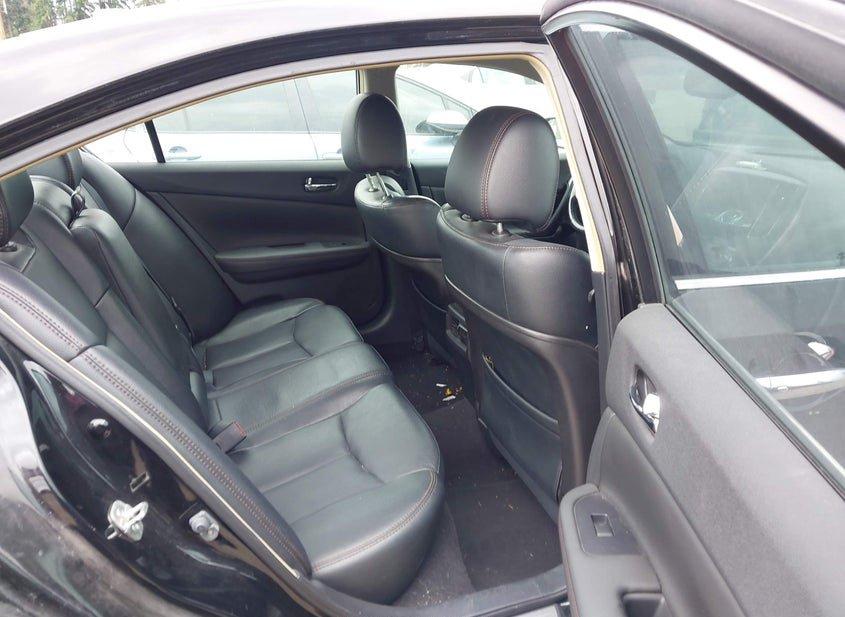 Nissan Maxima