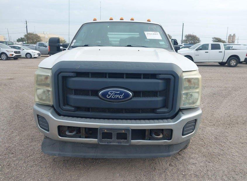 Ford F-350 Chassis