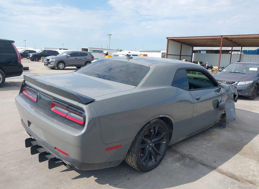 Dodge Challenger