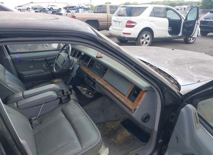 Lincoln Town Car