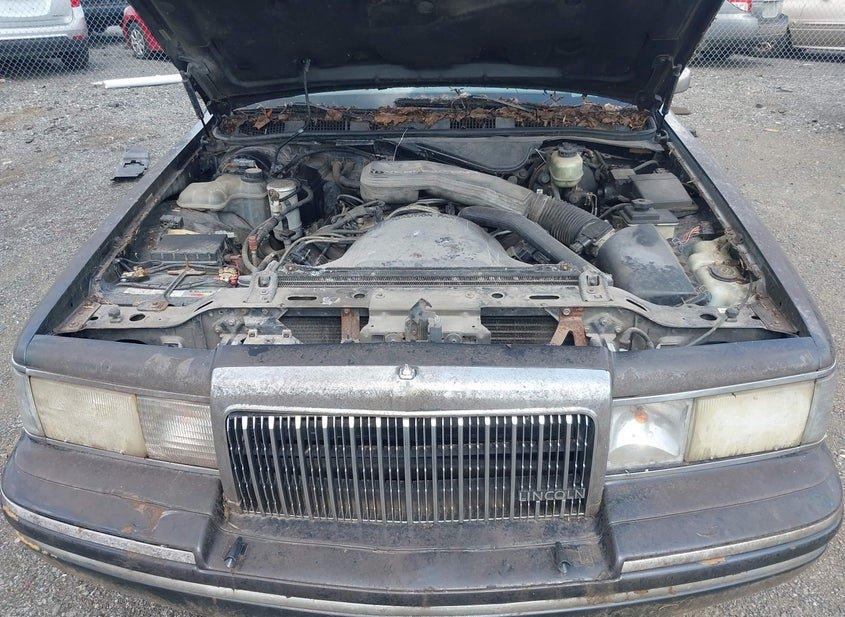 Lincoln Town Car