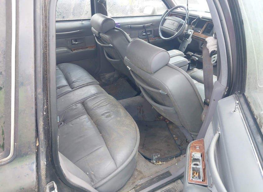 Lincoln Town Car