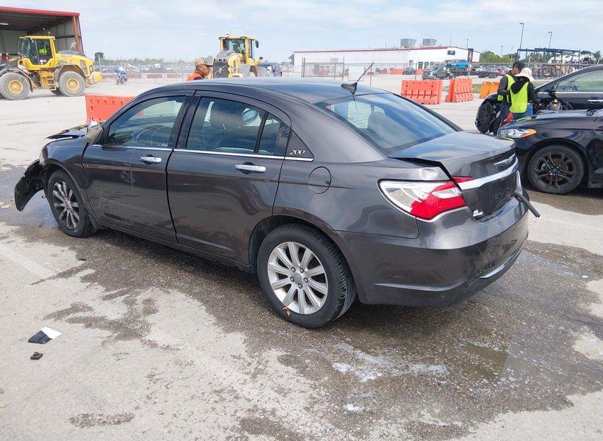 Chrysler 200