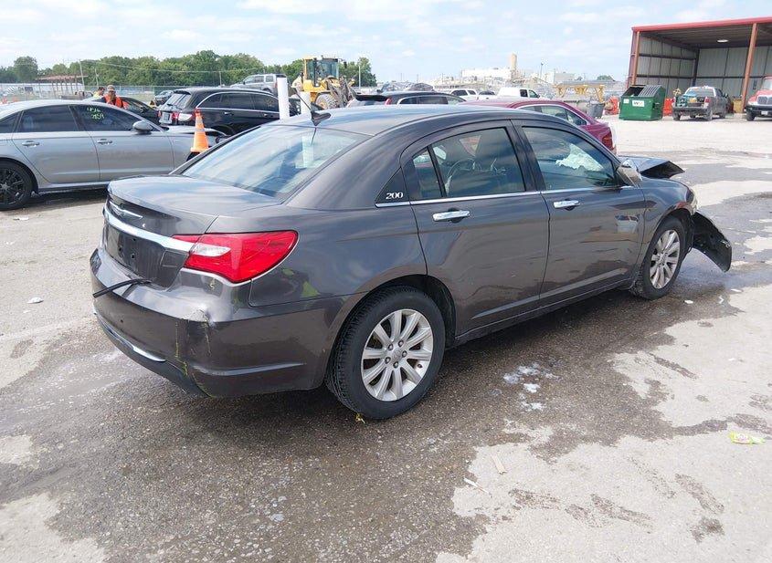 Chrysler 200