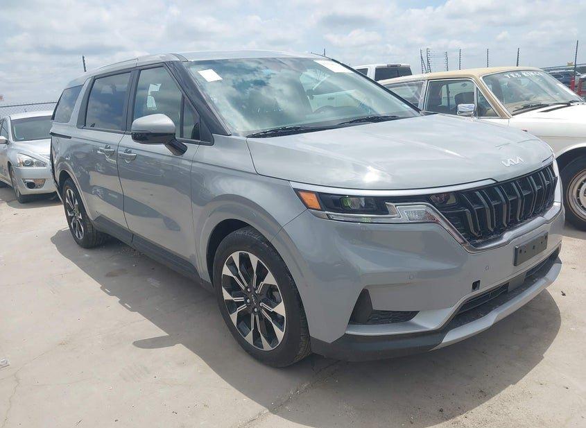 Kia Carnival Mpv