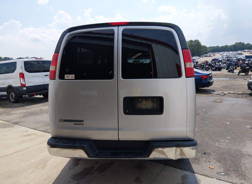 Chevrolet Express 3500