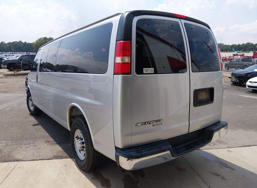 Chevrolet Express 3500