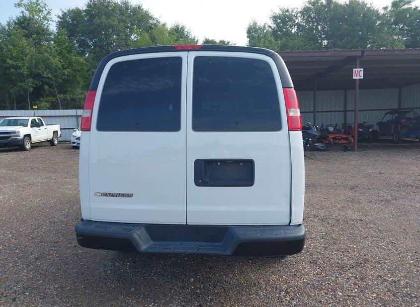 Chevrolet Express 2500