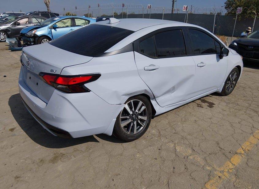 Nissan Versa