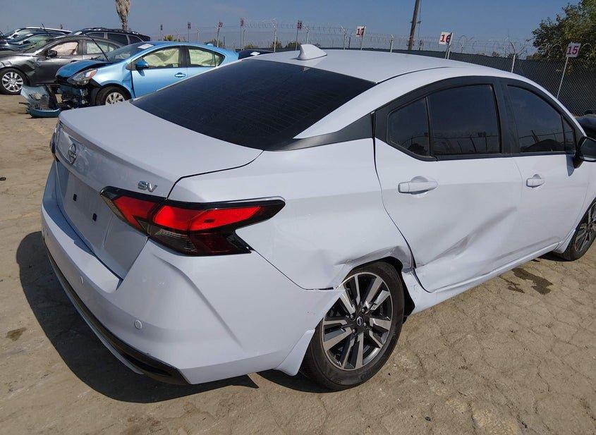 Nissan Versa