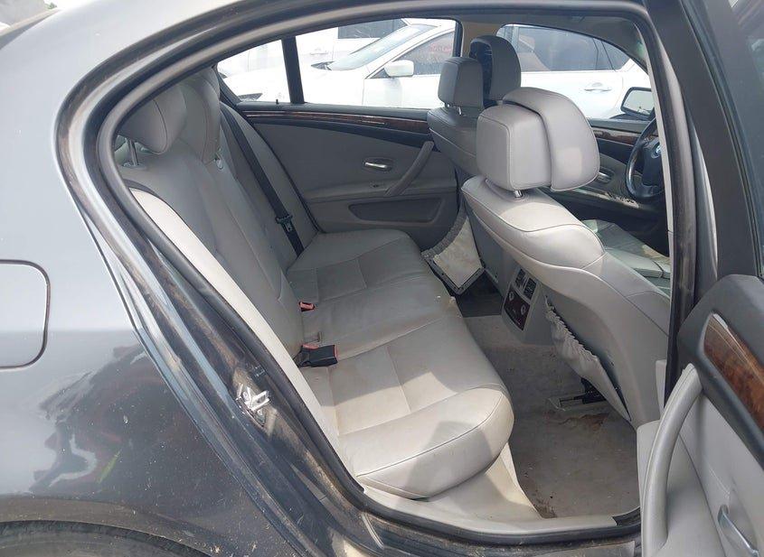 BMW 528I