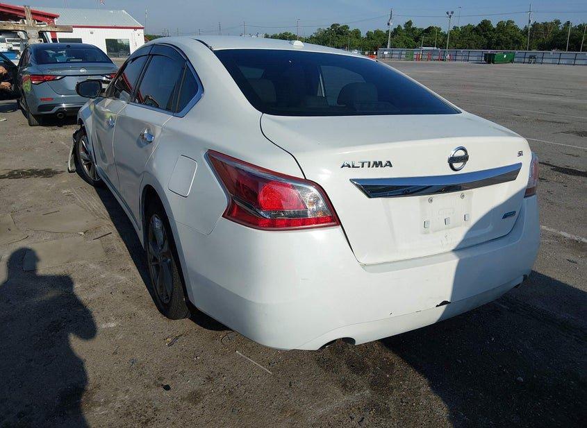 Nissan Altima