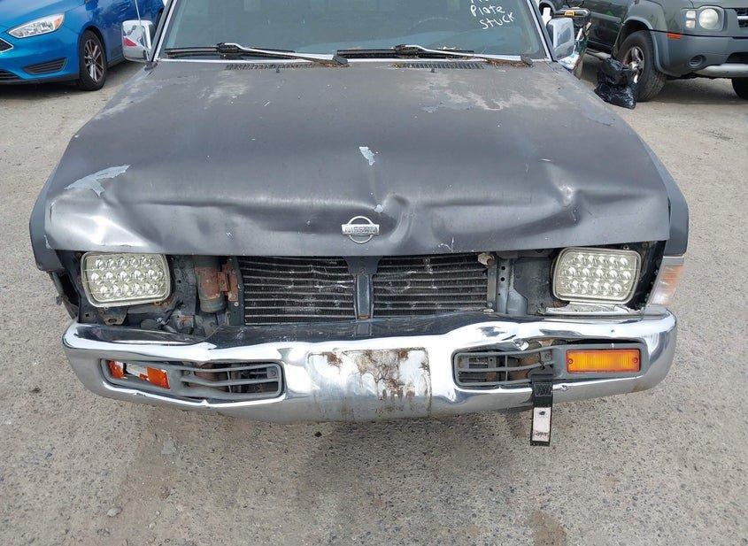 Nissan 4X2 Truck