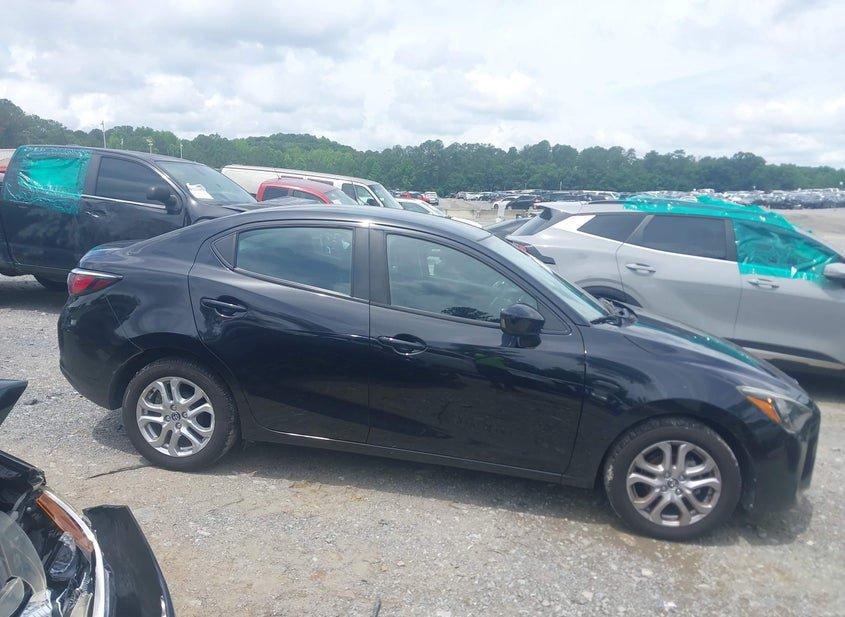Toyota Yaris Ia