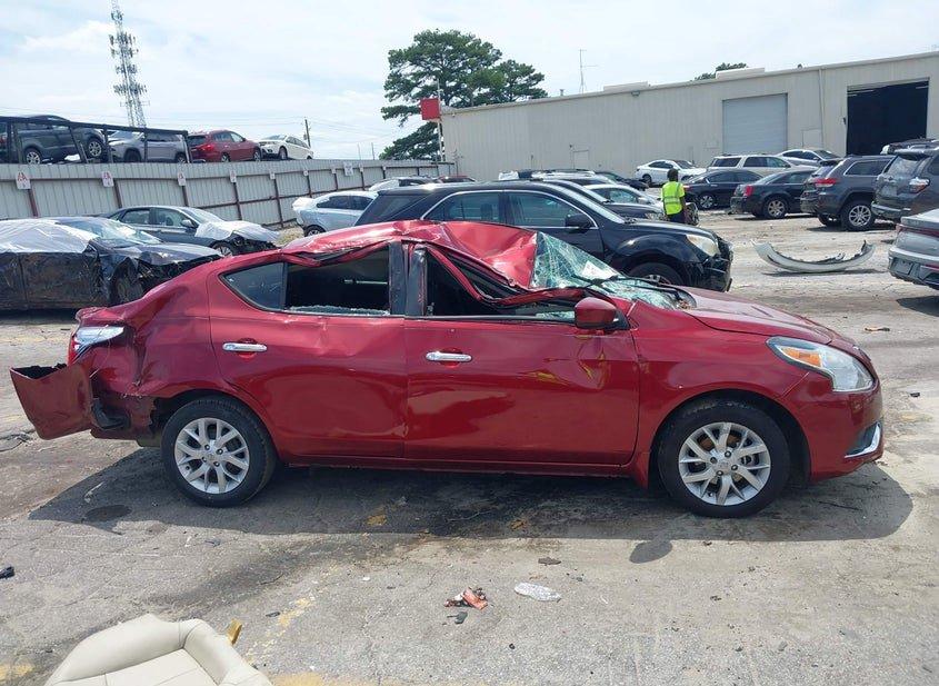 Nissan Versa