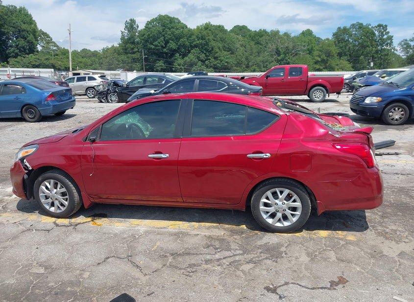 Nissan Versa