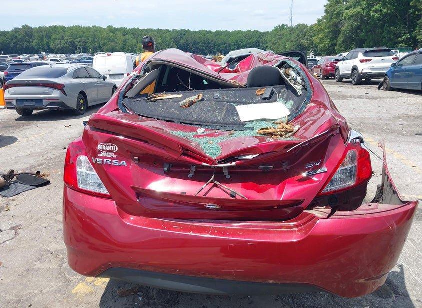Nissan Versa