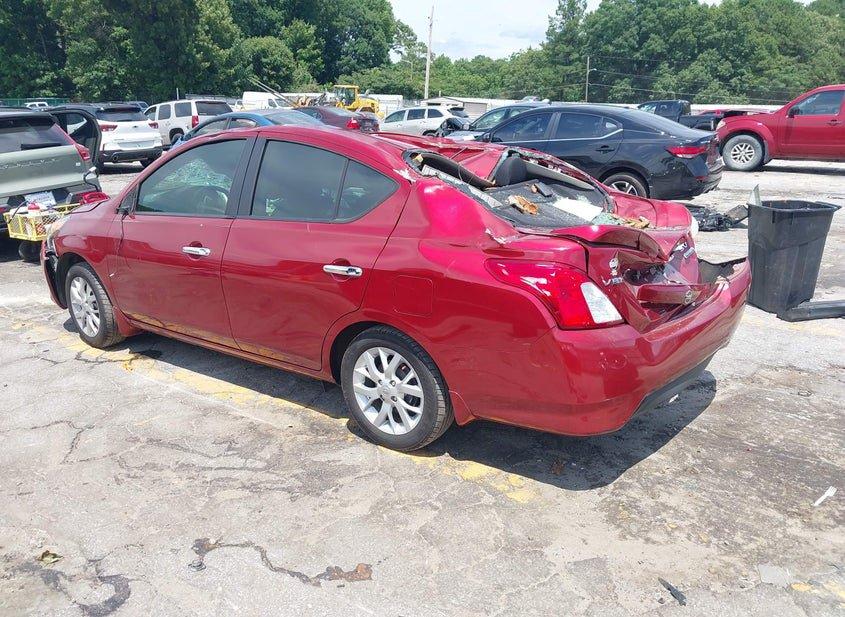 Nissan Versa