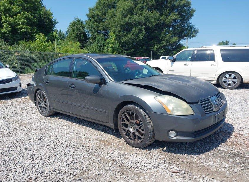 Nissan Maxima