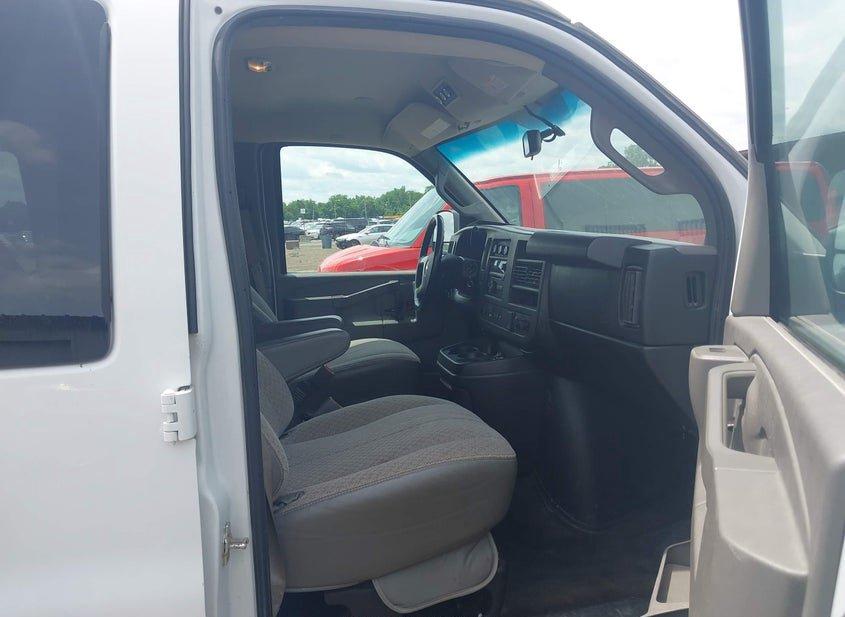Chevrolet Express 3500