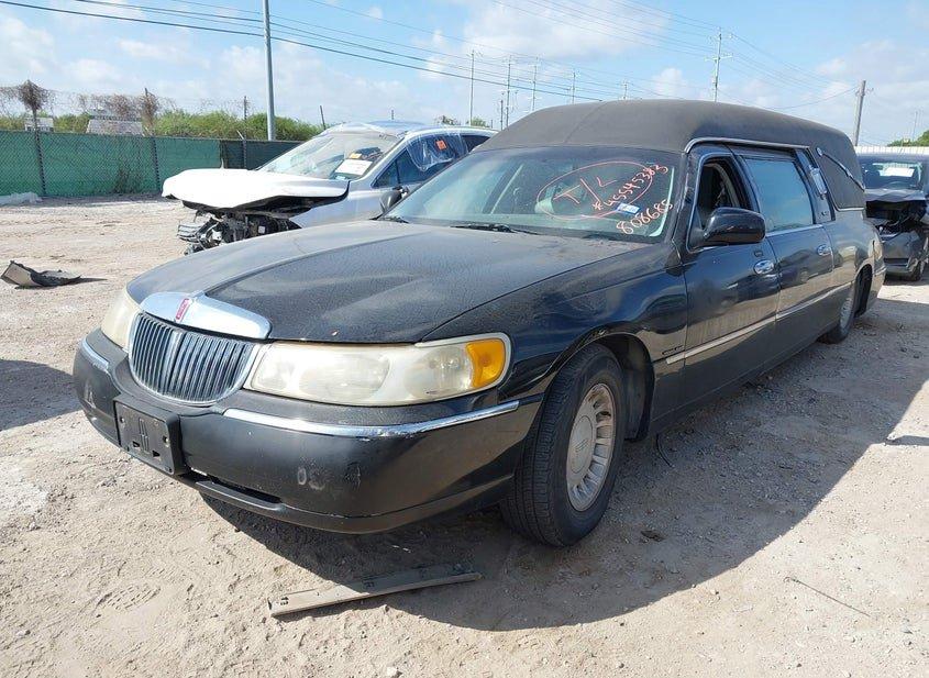 Lincoln Town Car